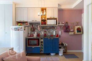 Image 4 - 894214