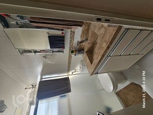 Image 8 - 894217