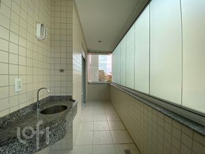 Image 15 - 894223