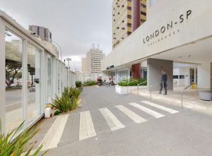 Image 30 - 894232