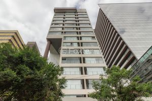 Image 32 - 894232