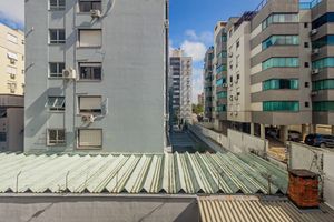 Image 25 - 894279