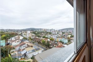 Image 14 - 894294