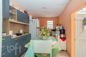 Image 60 - 894295