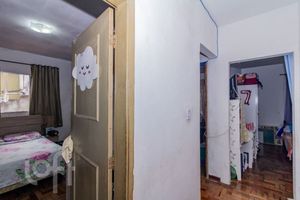 Image 13 - 894295