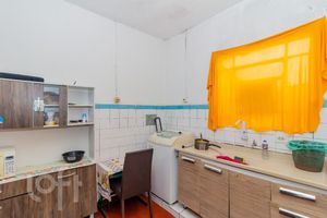 Image 34 - 894295