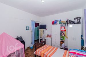 Image 10 - 894295