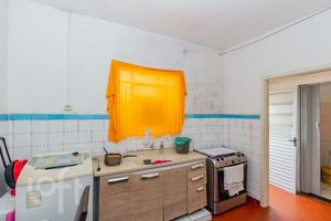 Image 35 - 894295