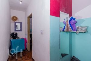 Image 12 - 894295
