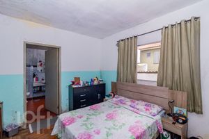 Image 16 - 894295