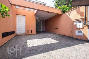 Image 33 - 894296