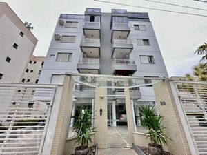 Image 4 - 894300