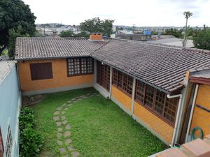 Image 22 - 894305