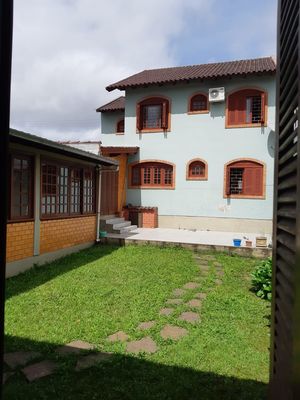 Image 23 - 894305