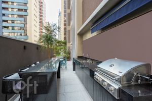 Image 7 - 894307