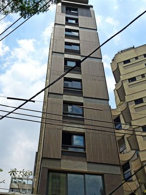 Image 9 - 894307