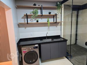 Image 9 - 894316