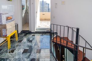 Image 7 - 894343