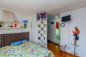 Image 33 - 894343