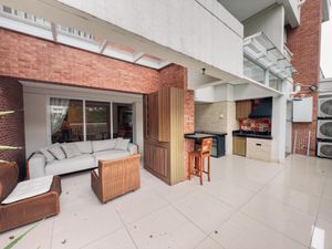 Image 33 - 894346