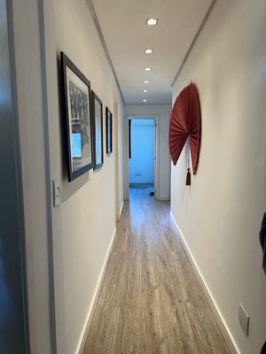 Image 8 - 894351