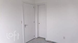Image 4 - 894356