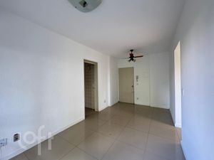 Image 3 - 894357