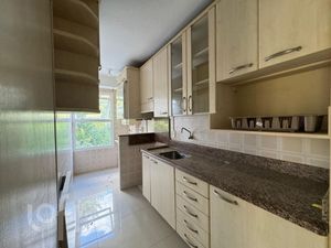 Image 8 - 894357