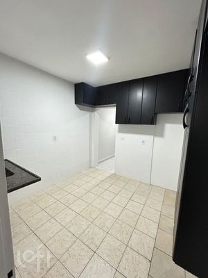 Image 3 - 894362