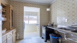 Image 19 - 894363
