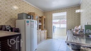Image 16 - 894363