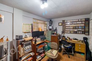 Image 70 - 894364
