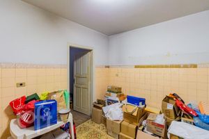 Image 52 - 894364