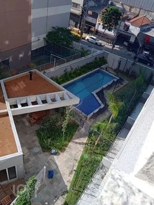 Image 8 - 894368