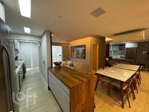 Image 1 - 894369