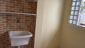 Image 9 - 894371