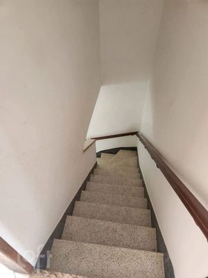 Image 3 - 894374