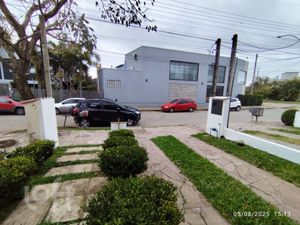 Image 36 - 894393