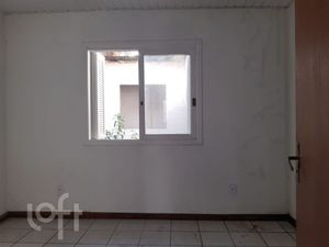 Image 5 - 894394