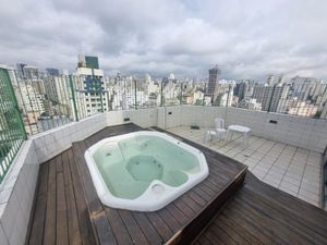 Image 17 - 894401