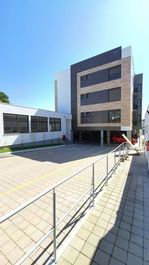 Image 1 - 894413