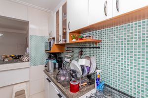 Image 8 - 894420
