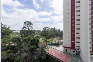 Image 10 - 894421