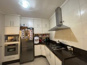 Image 3 - 894425