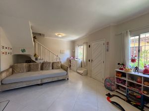 Image 1 - 894425