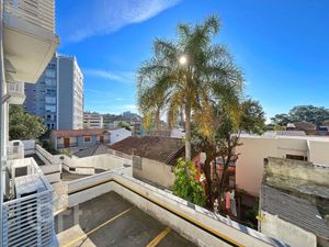 Image 24 - 894430