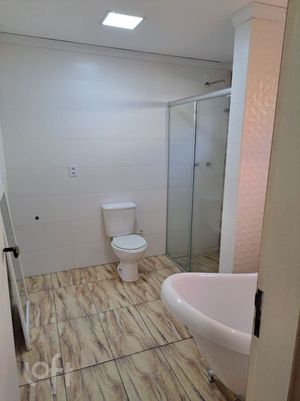 Image 9 - 894437