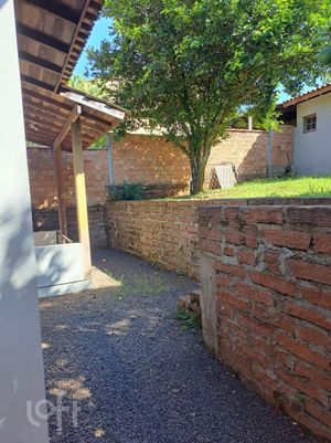 Image 27 - 894437