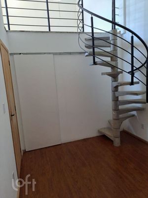 Image 24 - 894437