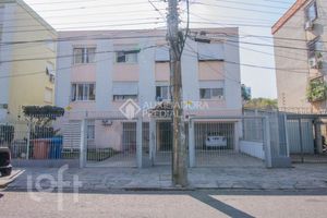 Image 5 - 894442